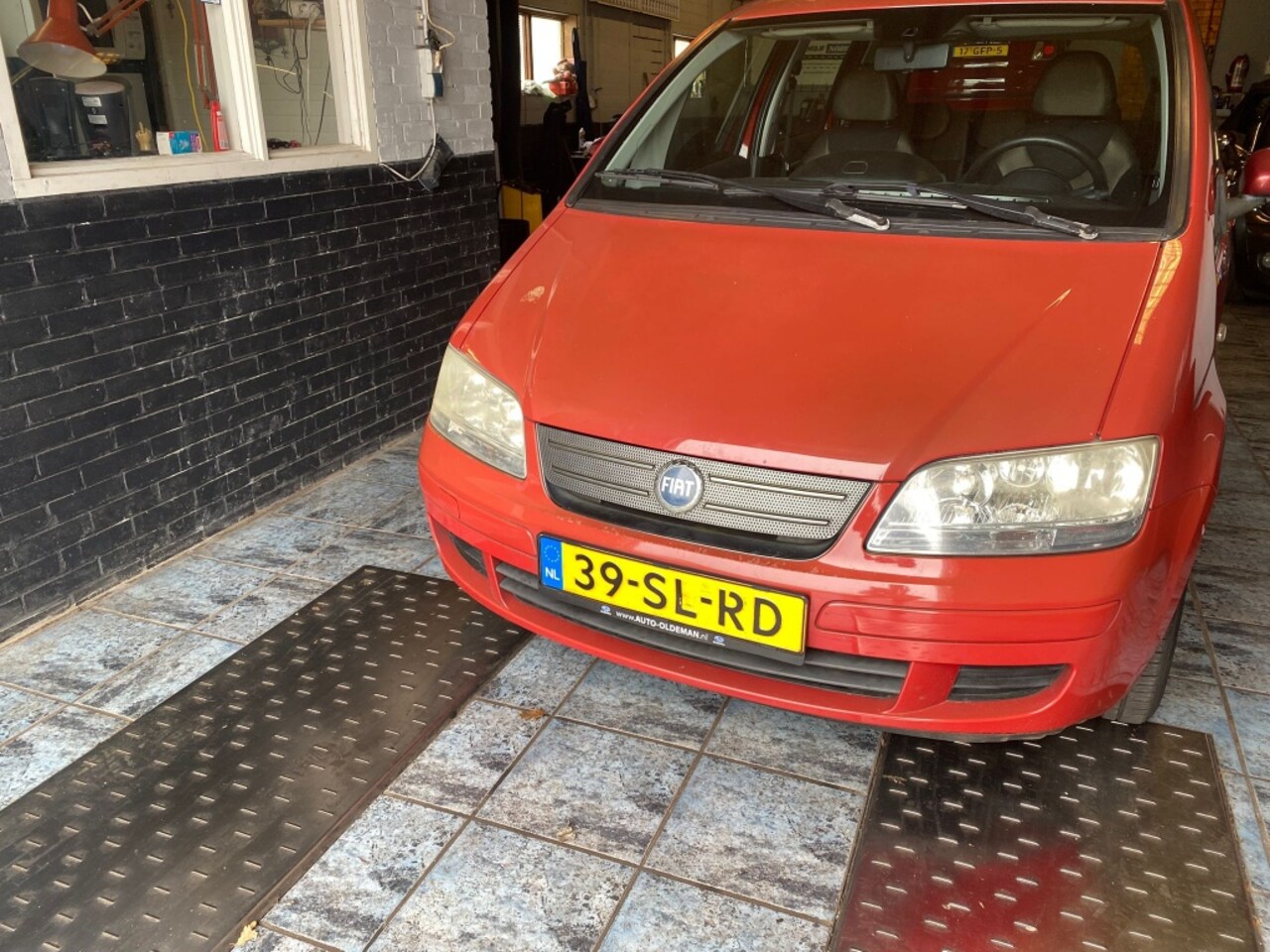 Fiat Idea - 1.4-16V Dynamic 1.4-16V Dynamic - AutoWereld.nl