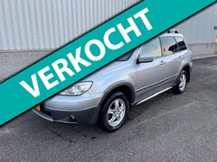 Mitsubishi Outlander - 2.4 Intense 4WD APK 02-03-2027