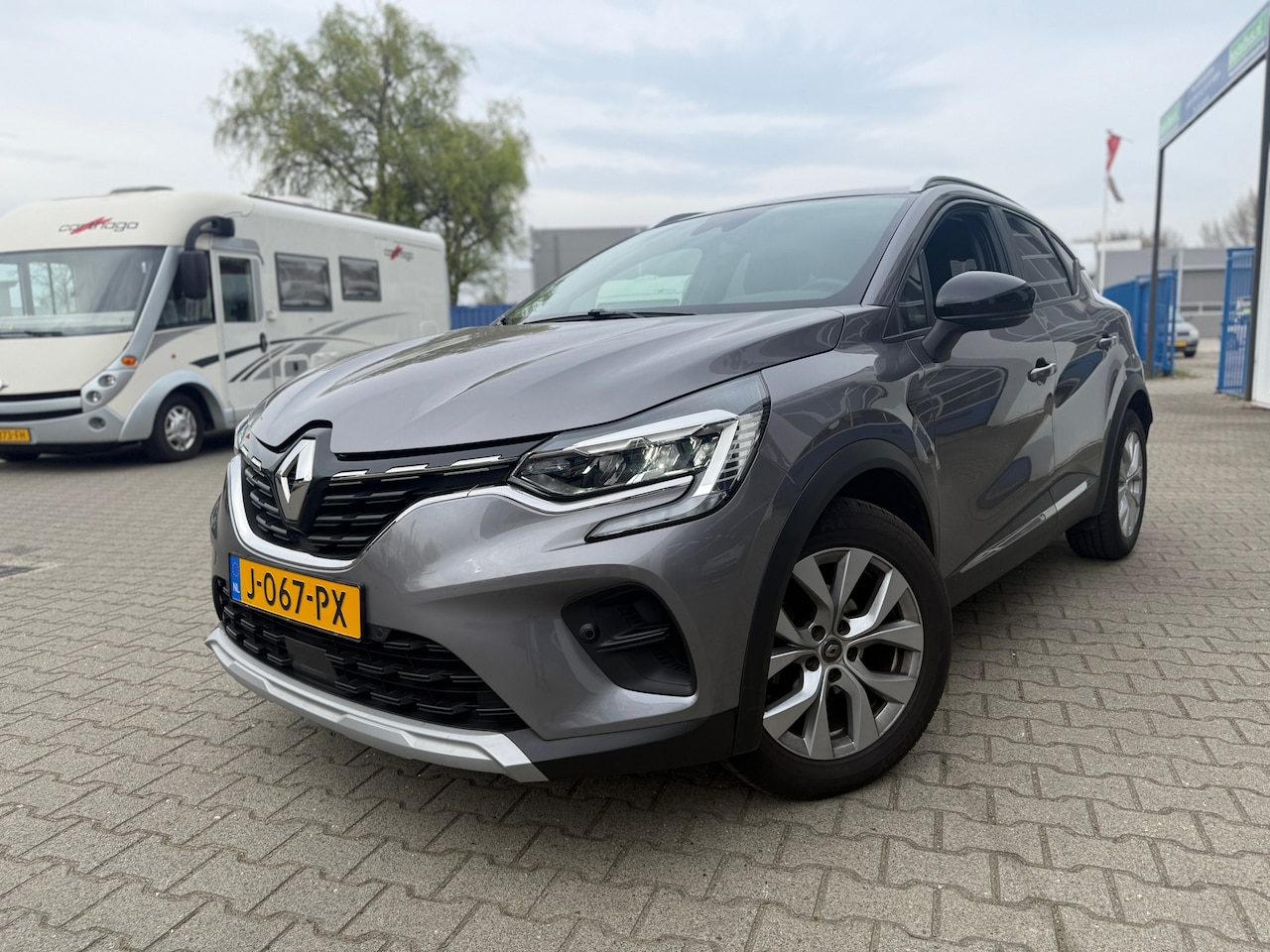 Renault Captur - 1.0 TCe 100 Zen Trekhaak (BOVAG/RIJKLAARPRIJS) - AutoWereld.nl