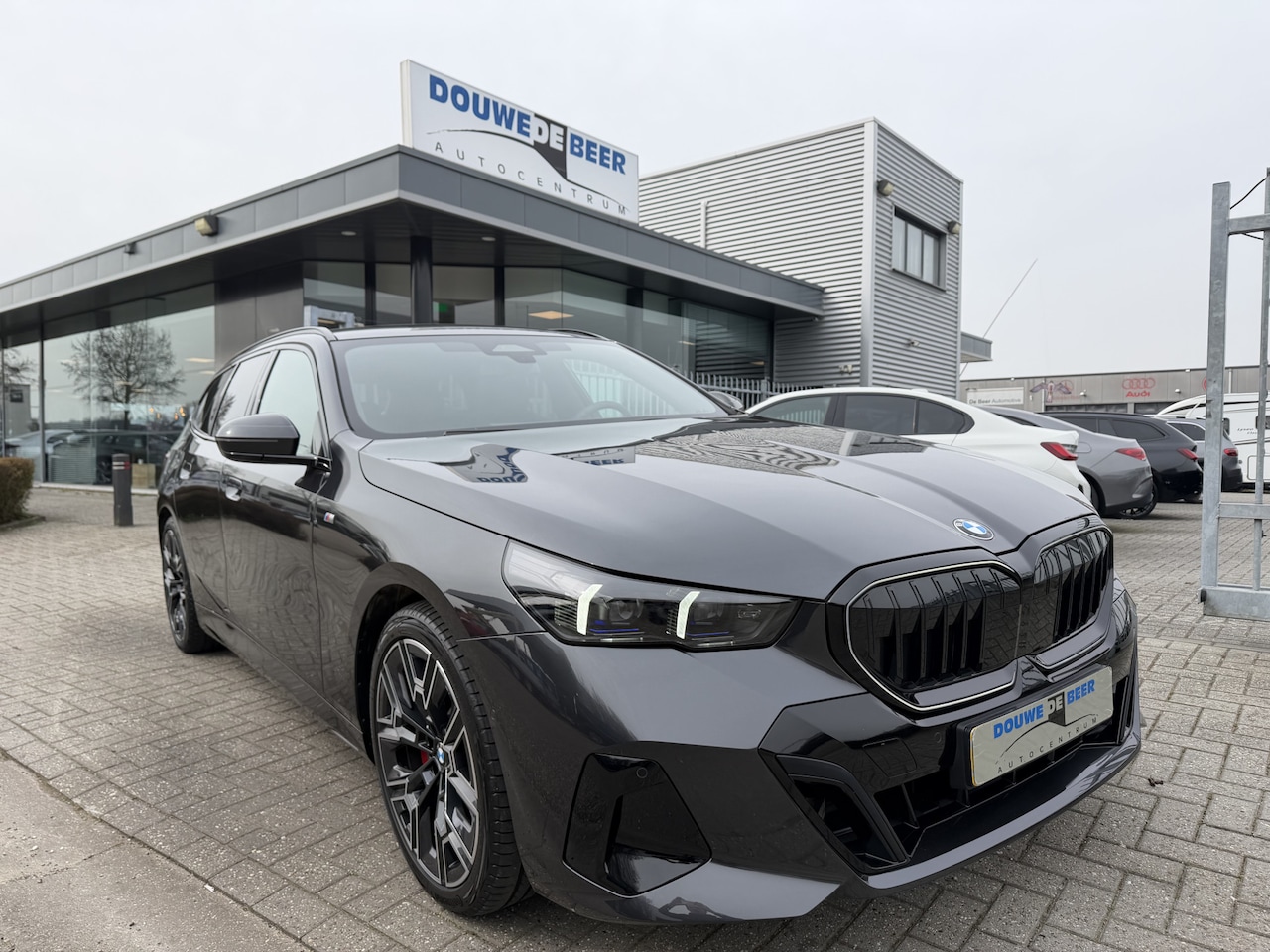 BMW 5-serie Touring - 520i M Sport Pro Pano-Dak | Adapt. Cruise | Iconic Glow | Harman Kardon - AutoWereld.nl