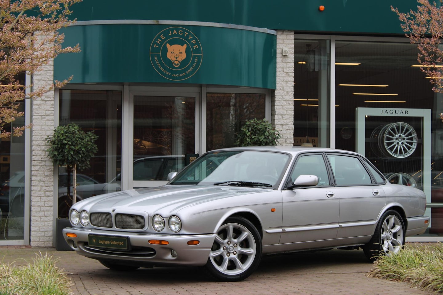 Jaguar XJR - 4.0 V8 4.0 V8 - AutoWereld.nl