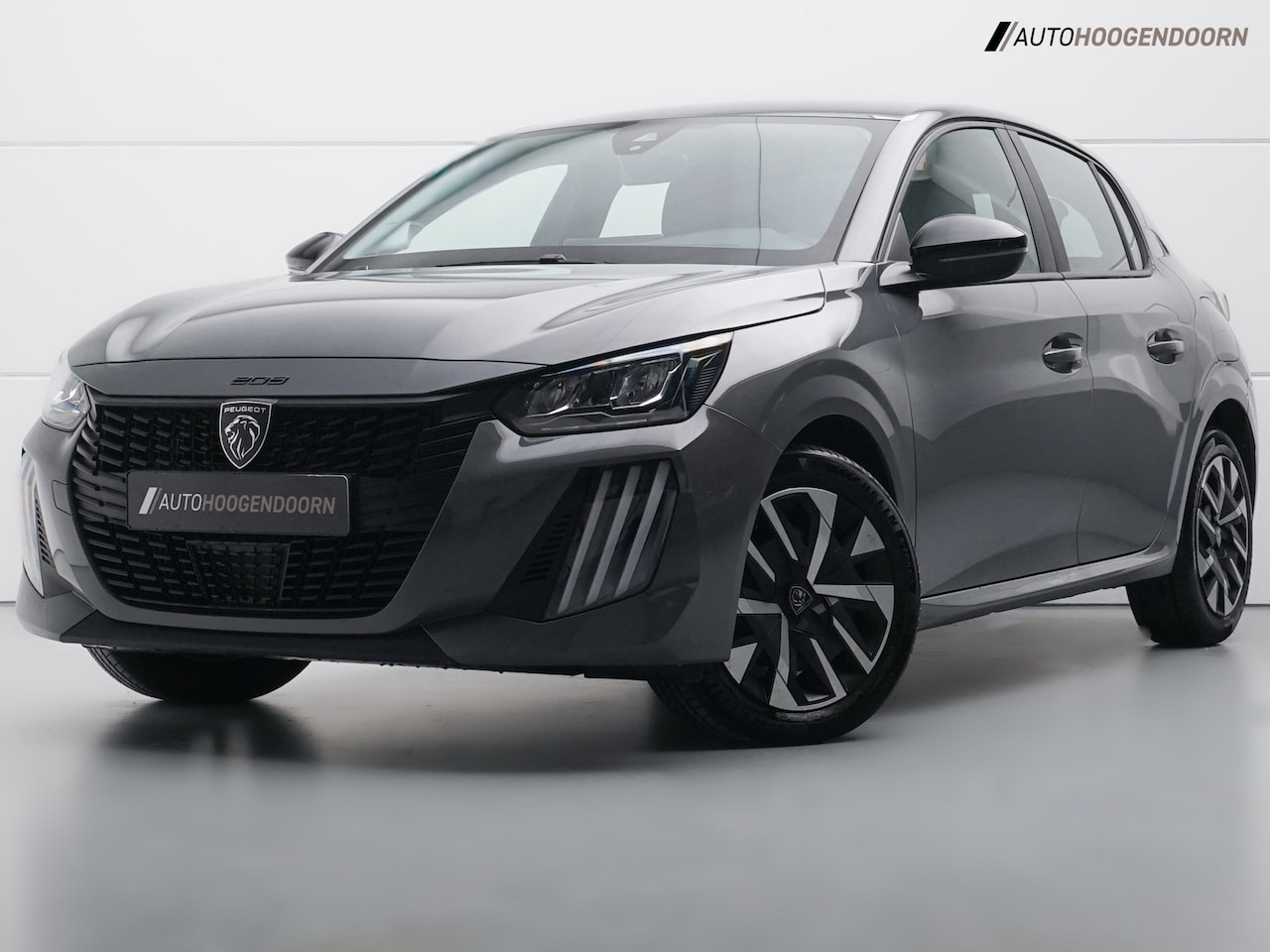 Peugeot 208 - 1.2 PureTech Style Sport 100pk (APPLE CARPLAY,SPORTSTOELEN,LED,PARKEERSENSOREN,CLIMATE,CRU - AutoWereld.nl