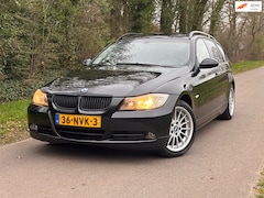 BMW 3-serie Touring - 320i Dynamic Executive | Automaat + Pano |