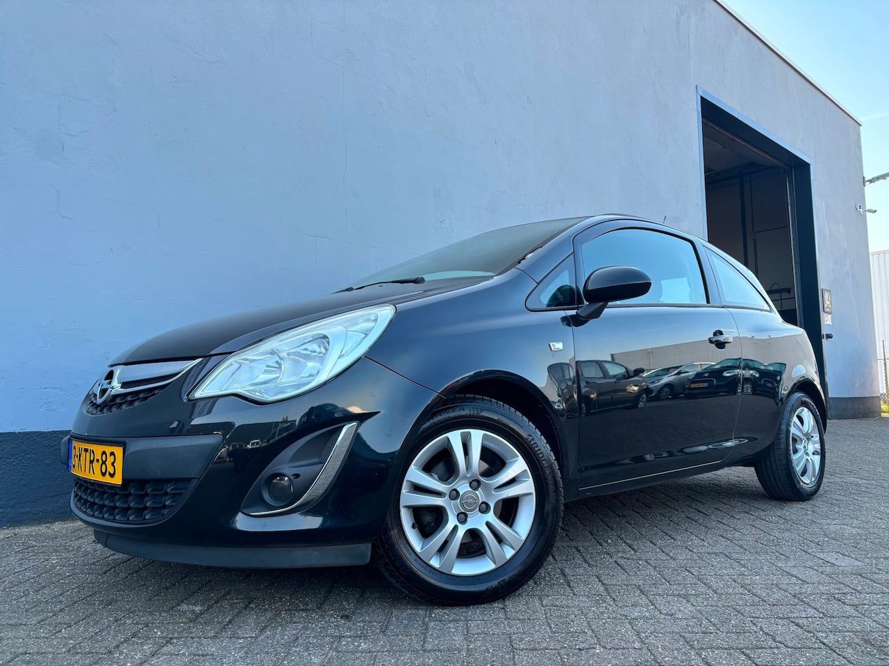 Opel Corsa - 1.2-16V Berlin - Airco - Cruise Control - AutoWereld.nl
