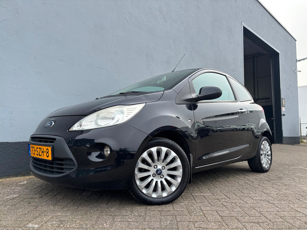 Ford Ka - 1.2 Titanium X - Airco - LMV - AutoWereld.nl