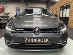 Volkswagen Golf - 1.5 TSI DSG Pano Cruise Clima Vol opties Trekhaak