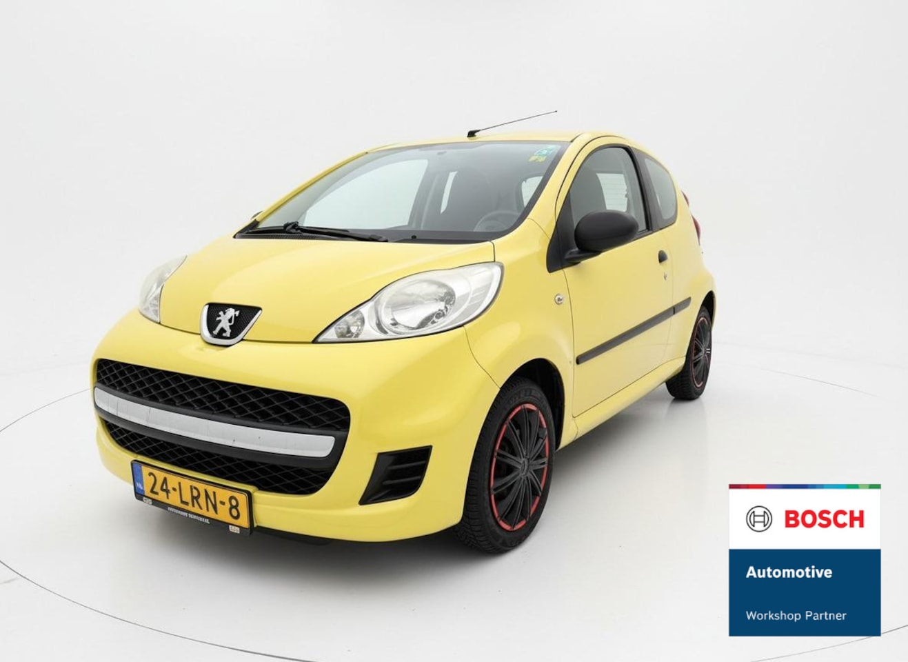 Peugeot 107 - 1.0-12V XR 1.0-12V XR NIEUWE APK - AutoWereld.nl