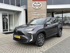 Toyota Yaris Cross - 1.5 Hybrid 115 First Edition APPLE/ANDROID STOEL/STUURVERWARMING NAVI AD-CRUISE PRIVACY-GL