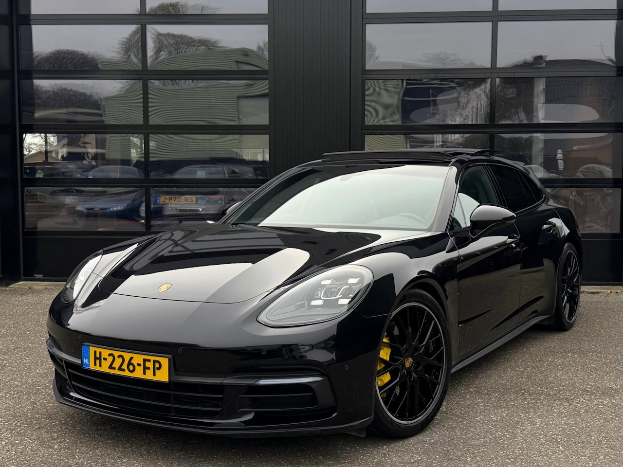 Porsche Panamera Sport Turismo - 3.0 4 Pano Bose Matrix Led - AutoWereld.nl