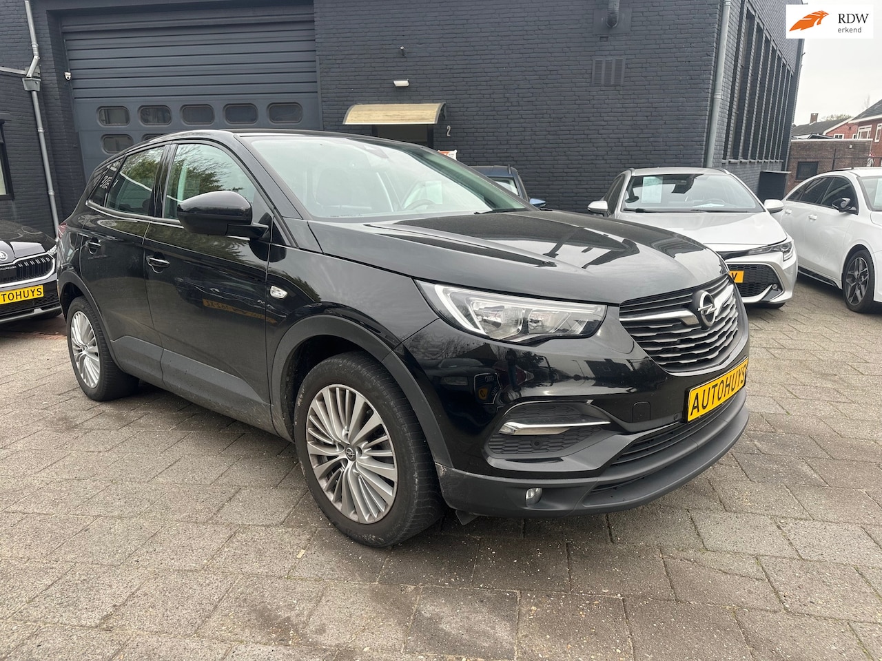 Opel Grandland X - 1.2 Turbo Business Edition|Navi|360 Camera - AutoWereld.nl