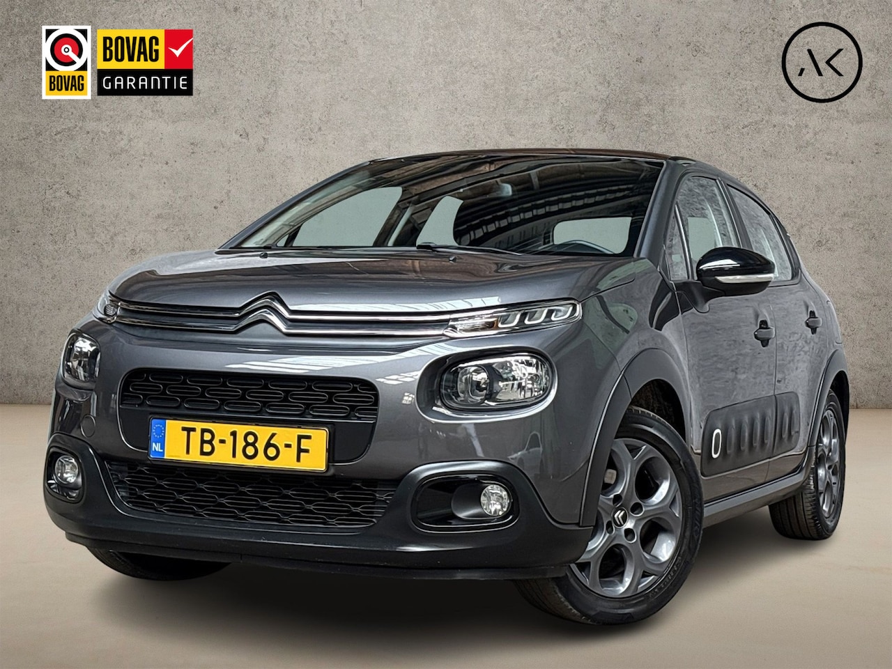 Citroën C3 - 1.2 PureTech Sport (APPLE CARPLAY, GROOT NAVI, LM VELGEN, PARKEERSENSOREN, SPORTSTOELEN, C - AutoWereld.nl