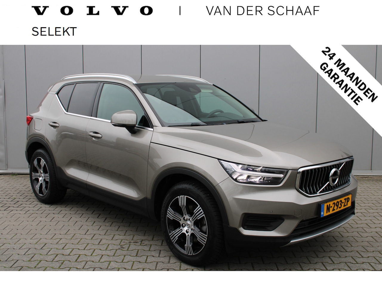 Volvo XC40 - B4 Inscription | Trekhaak | Lederen interieur | Parkeer camera - AutoWereld.nl