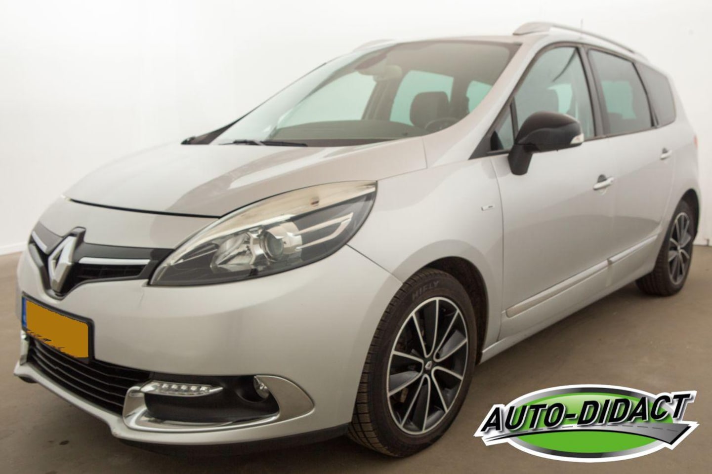 Renault Grand Scénic - 1.2 TCe 7p. Navi Clima - AutoWereld.nl