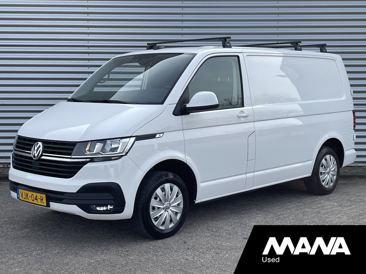 Volkswagen Transporter - 2.0TDI 150PK L1H1 Automaat Trekhaak Navi Carplay Sensoren - AutoWereld.nl