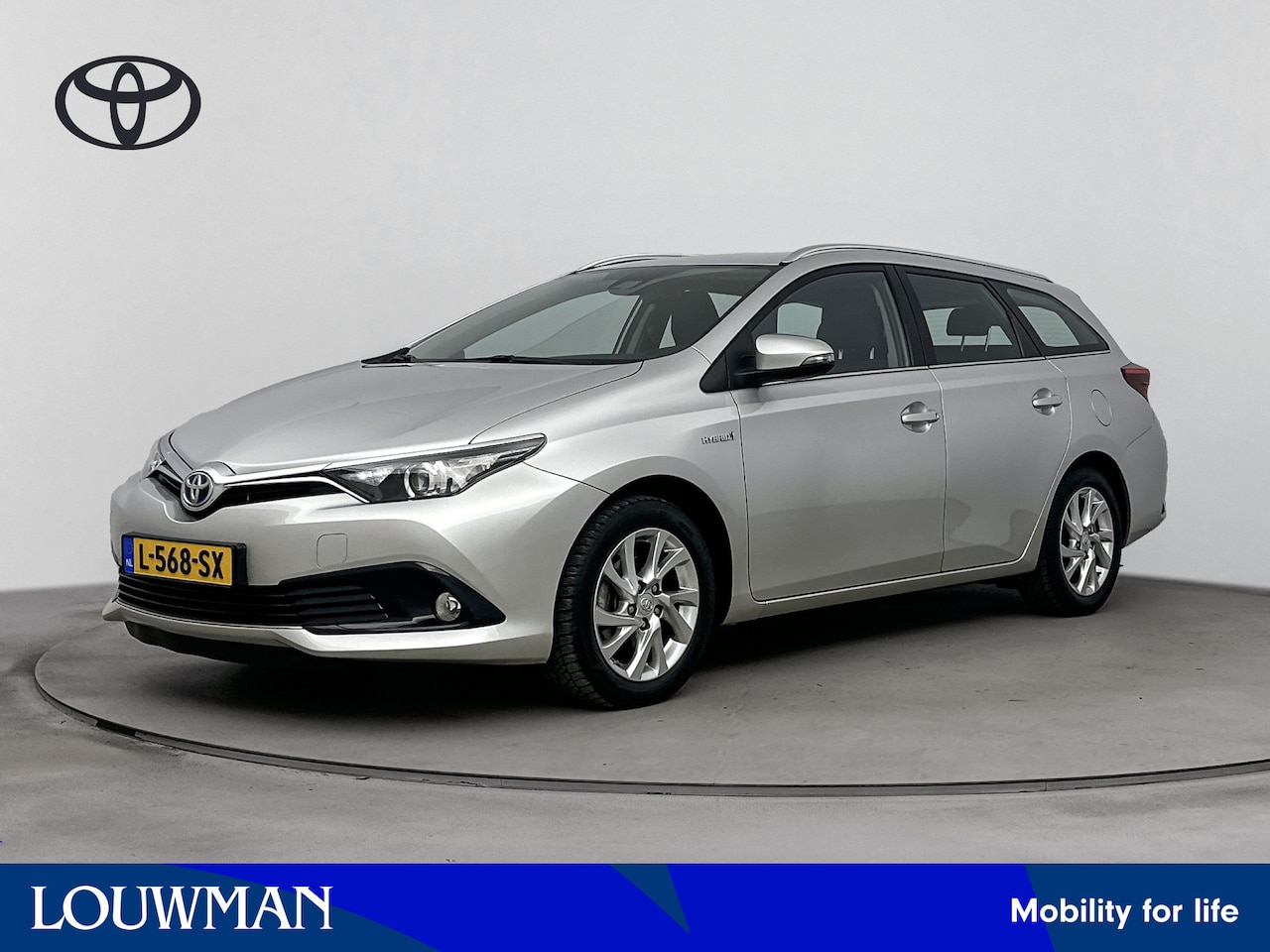 Toyota Auris Touring Sports - 1.8 Hybrid Dynamic | Parkeercamera | Trekhaak | - AutoWereld.nl