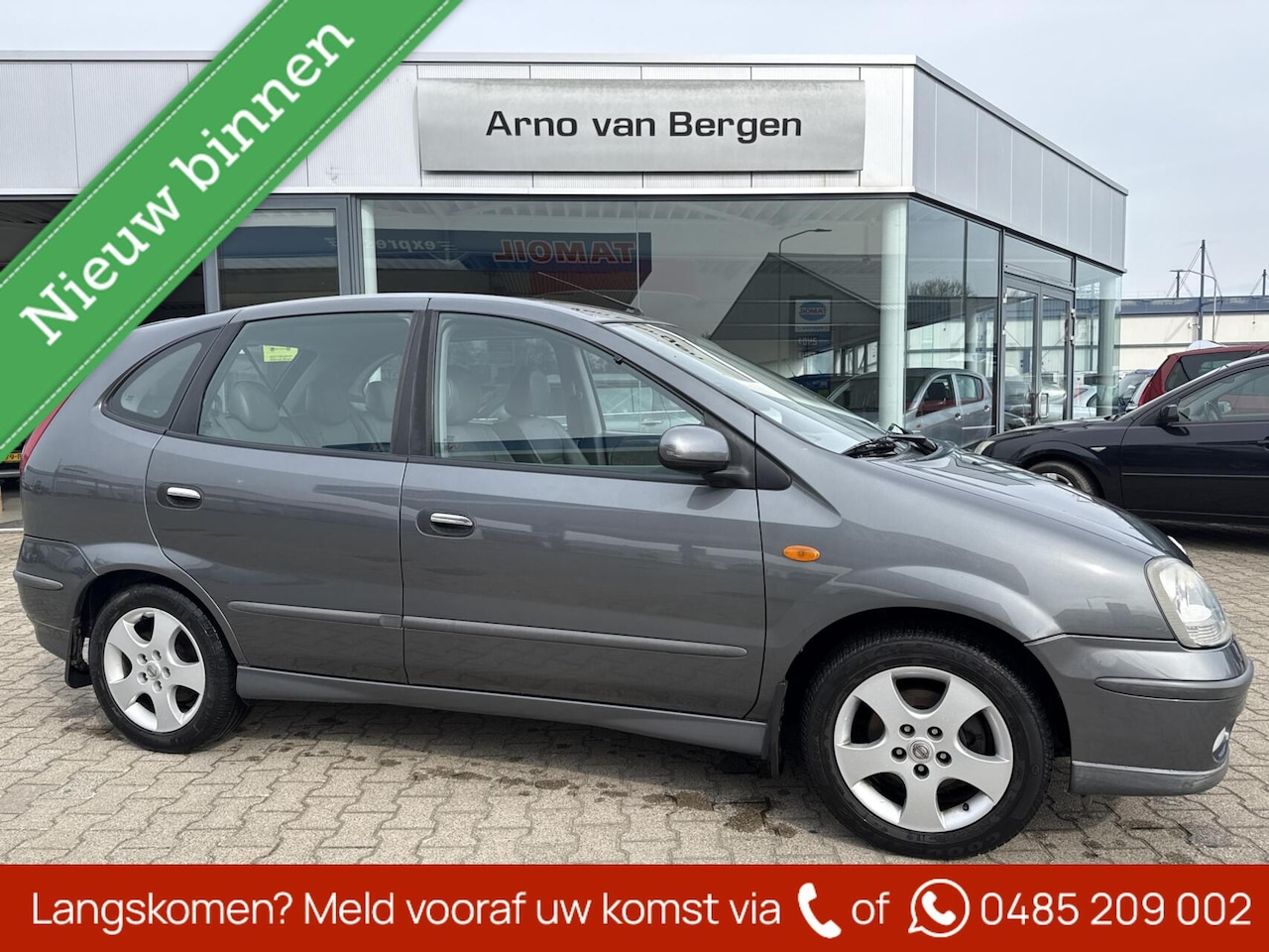 Nissan Almera Tino - 1.8 Tekna 1.8 Tekna, leder/alcantara, climatronic, cruisecontrol, leder/alcantara, trekhaak, navigat - AutoWereld.nl