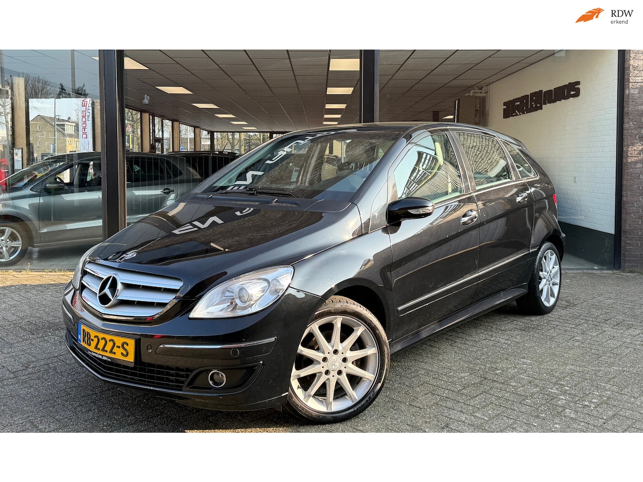 Mercedes-Benz B-klasse - 200 AUTOMAAT | CLIMA | CRUISE | PDC | LMV | NAP - AutoWereld.nl