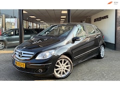 Mercedes-Benz B-klasse - 200 AUTOMAAT | CLIMA | CRUISE | PDC | LMV | NAP