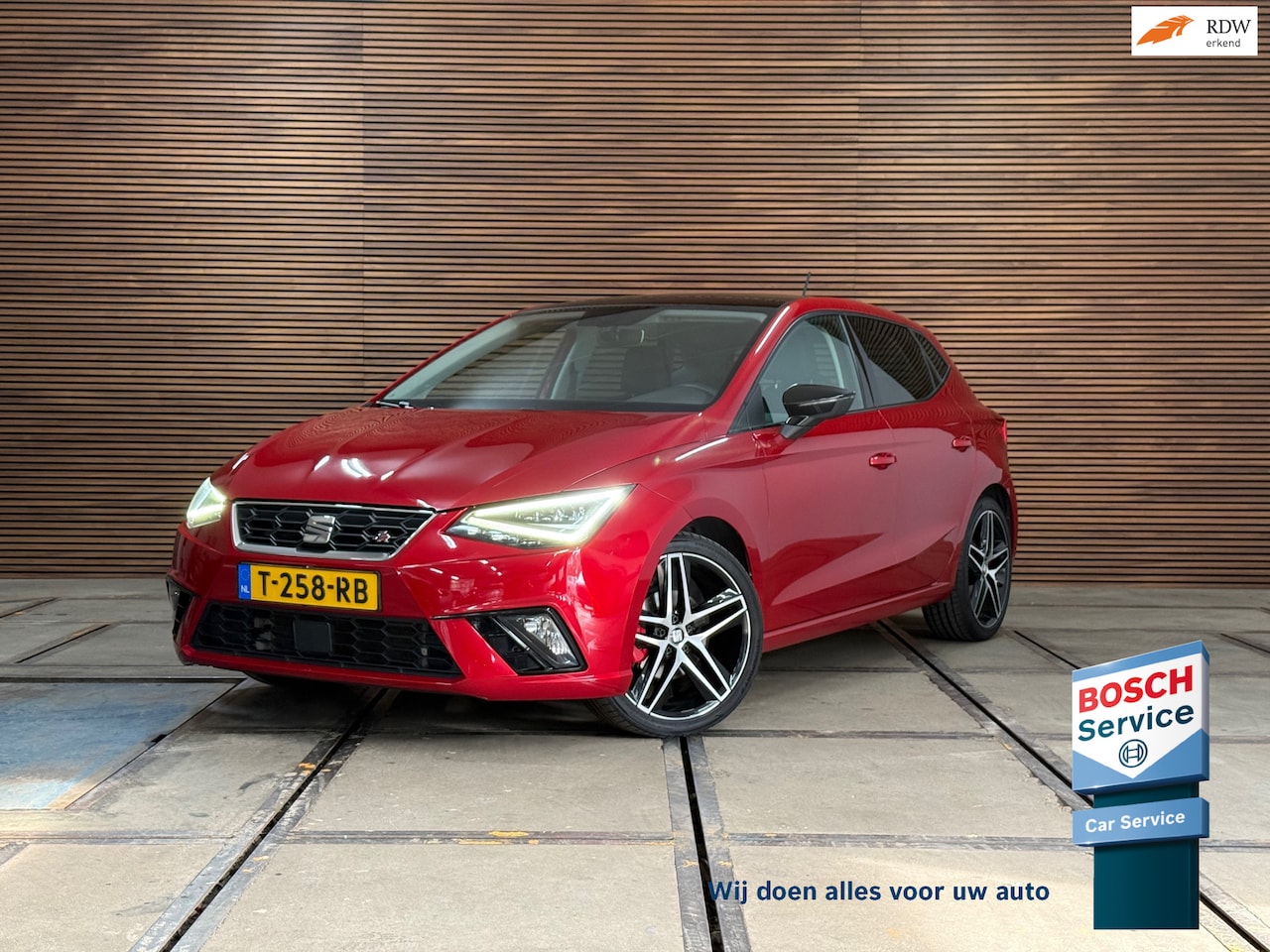 SEAT Ibiza - 1.0 TSI FR Business Intense | 116PK! | PANO | Alcantara | Ambient | Drive Select | Cruise - AutoWereld.nl