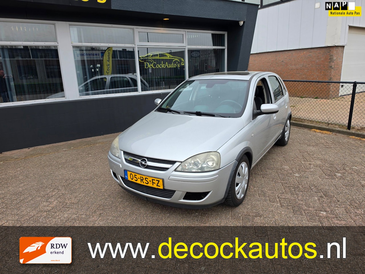 Opel Corsa - 1.4-16V Full Rhythm/AUTOMAAT - AutoWereld.nl