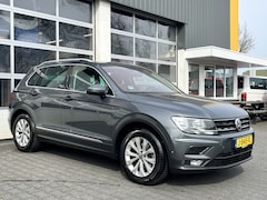 Volkswagen Tiguan - 1.5 TSI 130pk Comfortline Business Airco cruise controle Digitaal display Elektrische acht