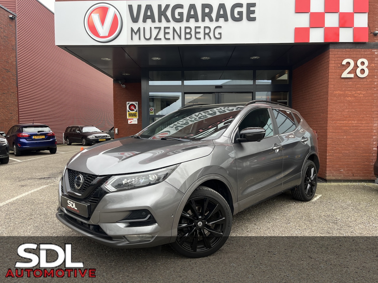 Nissan Qashqai - 1.3 DIG-T N-Tec // LED // PANODAK // 360 CAMERA+SENSOREN // KEYLESS // ADAPT. CRUISE // - AutoWereld.nl