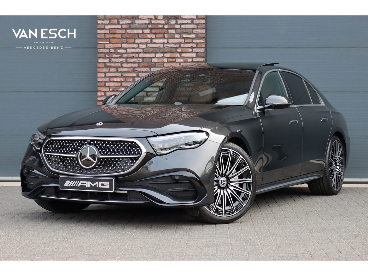 Mercedes-Benz E-klasse - 200 AMG Line | Hyperscreen | Distronic+ | Panoramadak | Stoelventilatie | Burmester | Verw - AutoWereld.nl
