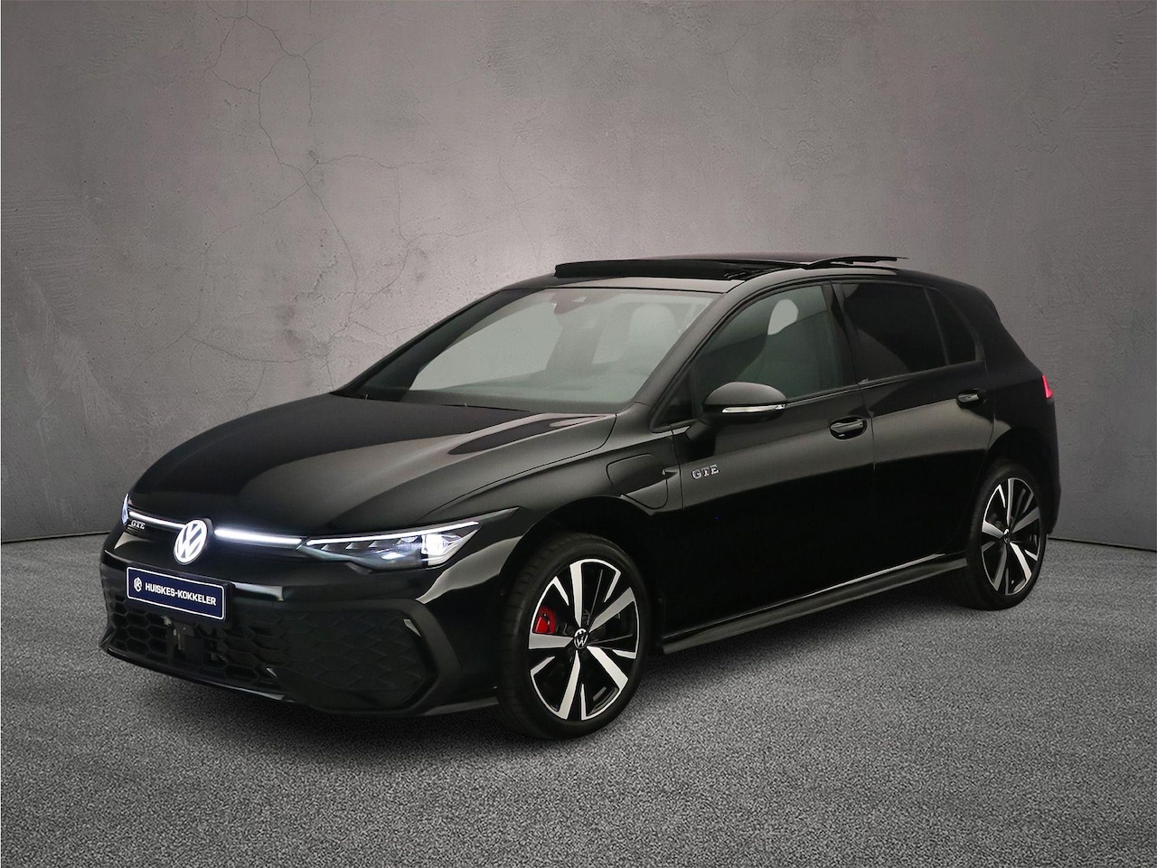 Volkswagen Golf - GTE 1.5 TSI eHybrid 272pk DSG Automaat Panoramadak, Adaptive cruise control, Lederen bekle - AutoWereld.nl