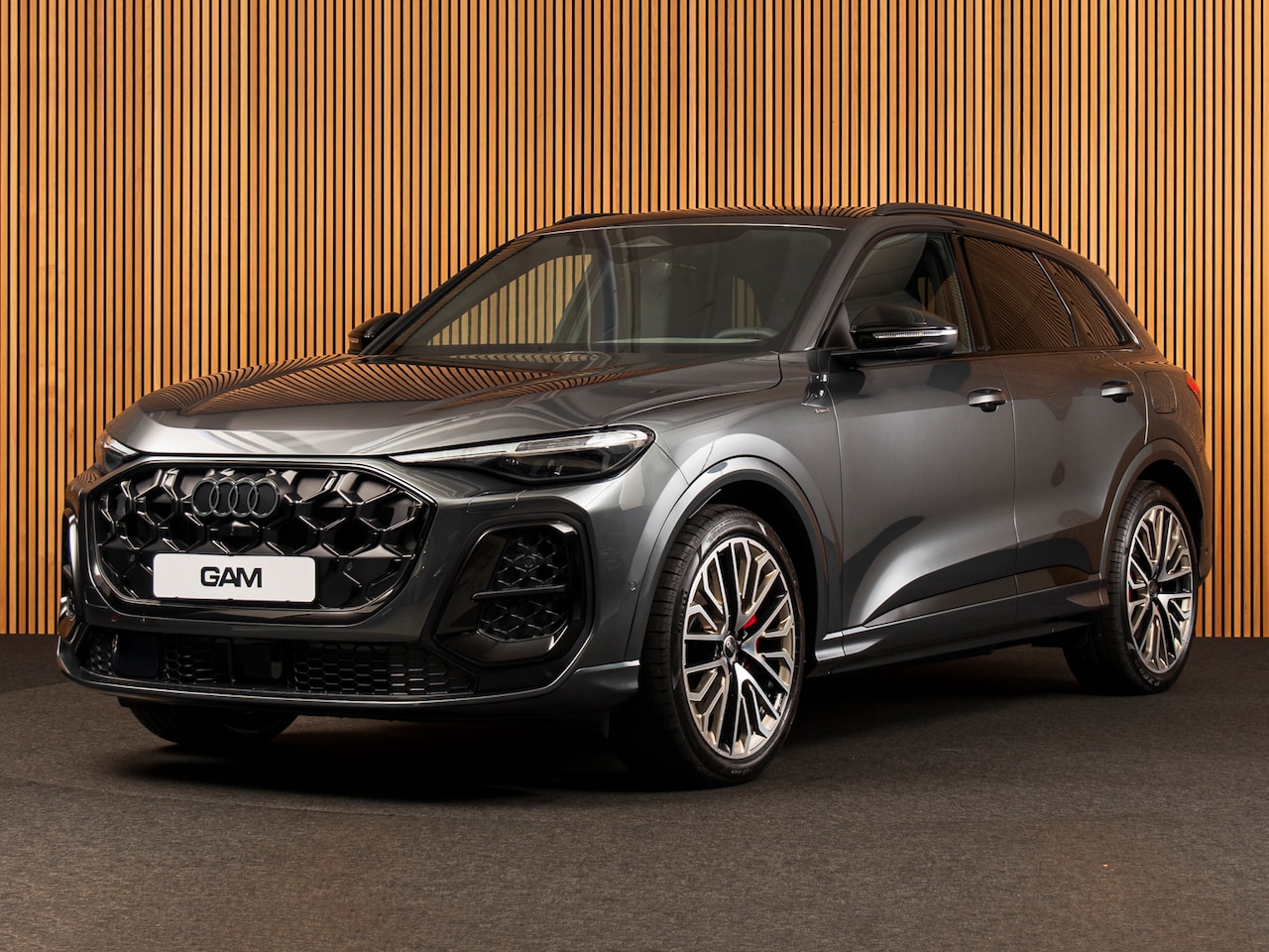 Audi Q5 - 2.0 TFSI e-hybrid quattro 21" | PANO | LUCHTVERING |S-LINE | TECHPRO - AutoWereld.nl