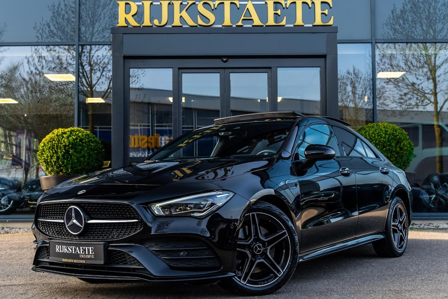 Mercedes-Benz CLA-Klasse - 250 e Premium Plus|PANO|SFEER|CAMERA - AutoWereld.nl