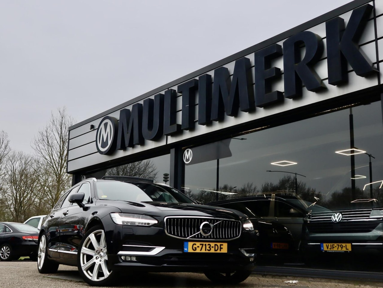 Volvo V90 - 2.0 D5 AWD Inscription 2.0 D5 AWD Inscription, Panorama Massage, Camera - AutoWereld.nl