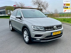 Volkswagen Tiguan - 1.5 TSI ACT Highline, Aut, Acc, Cam, Navi, Pdc, Stoelvrw, Leder, LED, 1e eig afk, Geen imp
