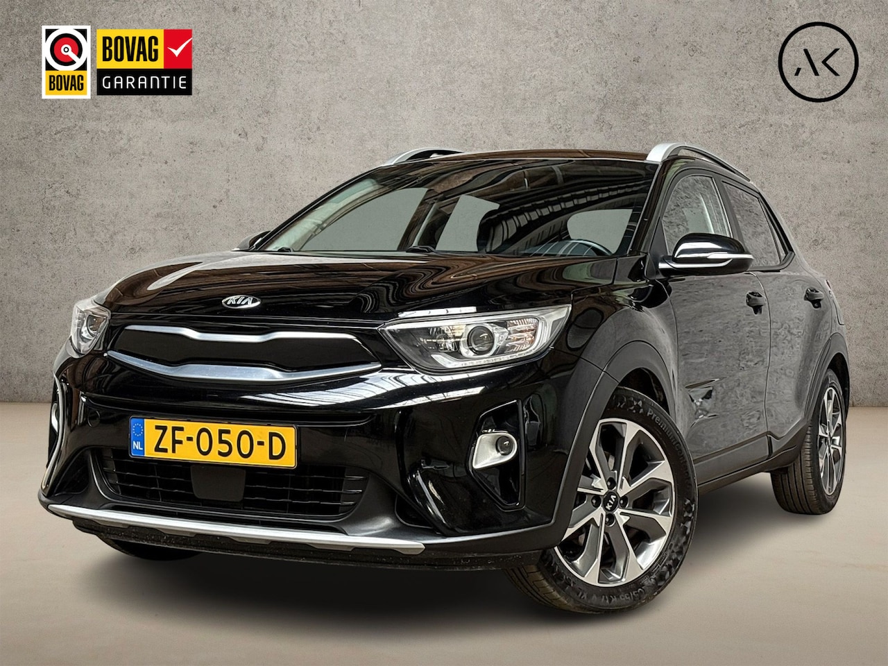 Kia Stonic - 1.0 T-GDi Dynamic Sport (APPLE CARPLAY, GROOT NAVI, KEYLESS, CLIMATE, GETINT GLAS, SPORTST - AutoWereld.nl