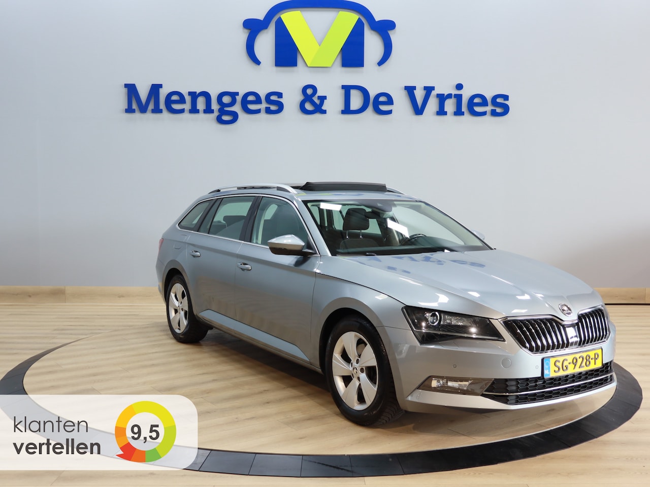 Skoda Superb Combi - 1.4 TSI ACT Ambition Business Airco ECC | Panorama | Trekhaak | Adaptive Cruise | Memory | - AutoWereld.nl