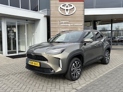 Toyota Yaris Cross - 1.5 Hybrid 115 First Edition APPLE/ANDROID STOEL/STUURVERWARMING NAVI AD-CRUISE PRIVACY-GL