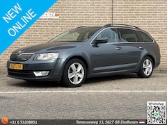 Skoda Octavia Combi - 1.6 TDI Greenline | Stoelverwarming | Climate | Cruise | Navi | PDC |