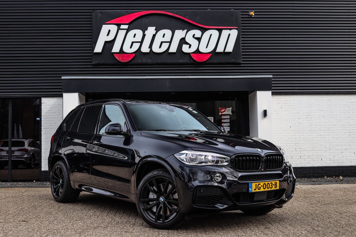 BMW X5 - XDrive50i 7p M-Pakket PANO MEMORY ACC H&K LEDER XENON - AutoWereld.nl