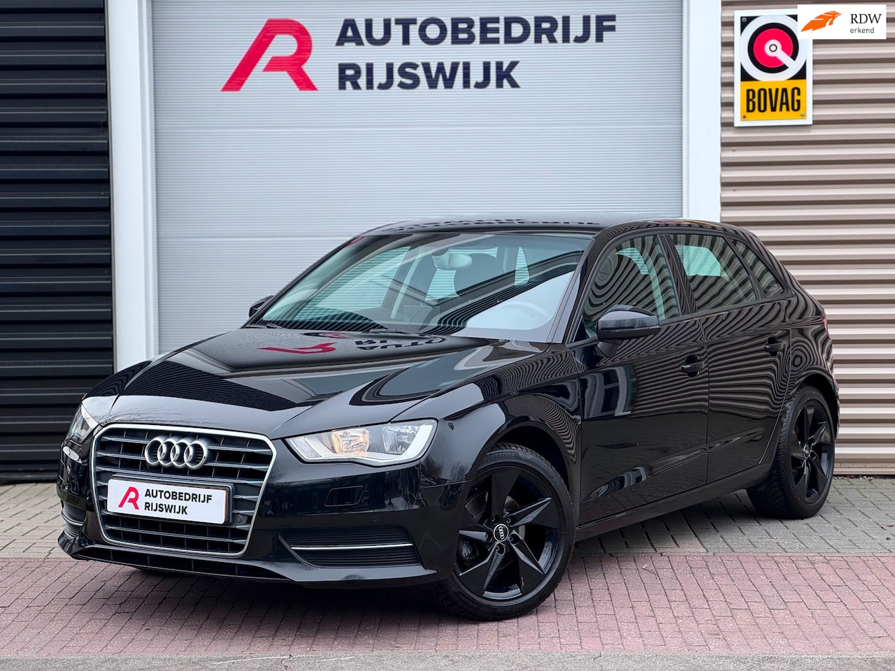 Audi A3 Sportback - 1.4 TFSI Attraction Pro Line 1.4 TFSI Attraction Pro Line - AutoWereld.nl