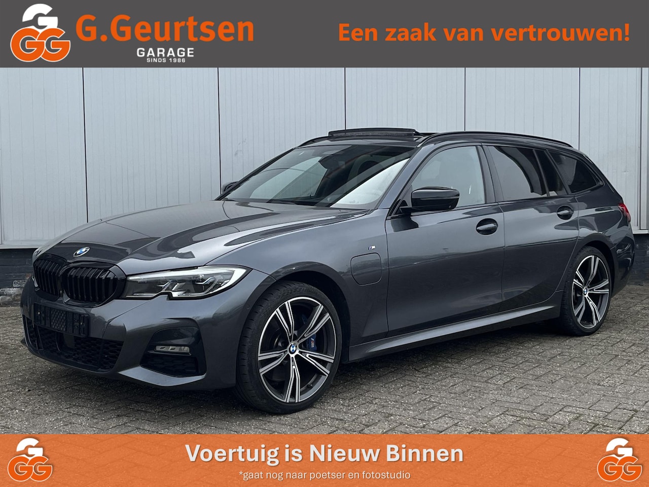 BMW 3-serie Touring - 330e xDrive High Executive M-sport, Panoramadak, Laser, Volleder, Memory, Camera - AutoWereld.nl