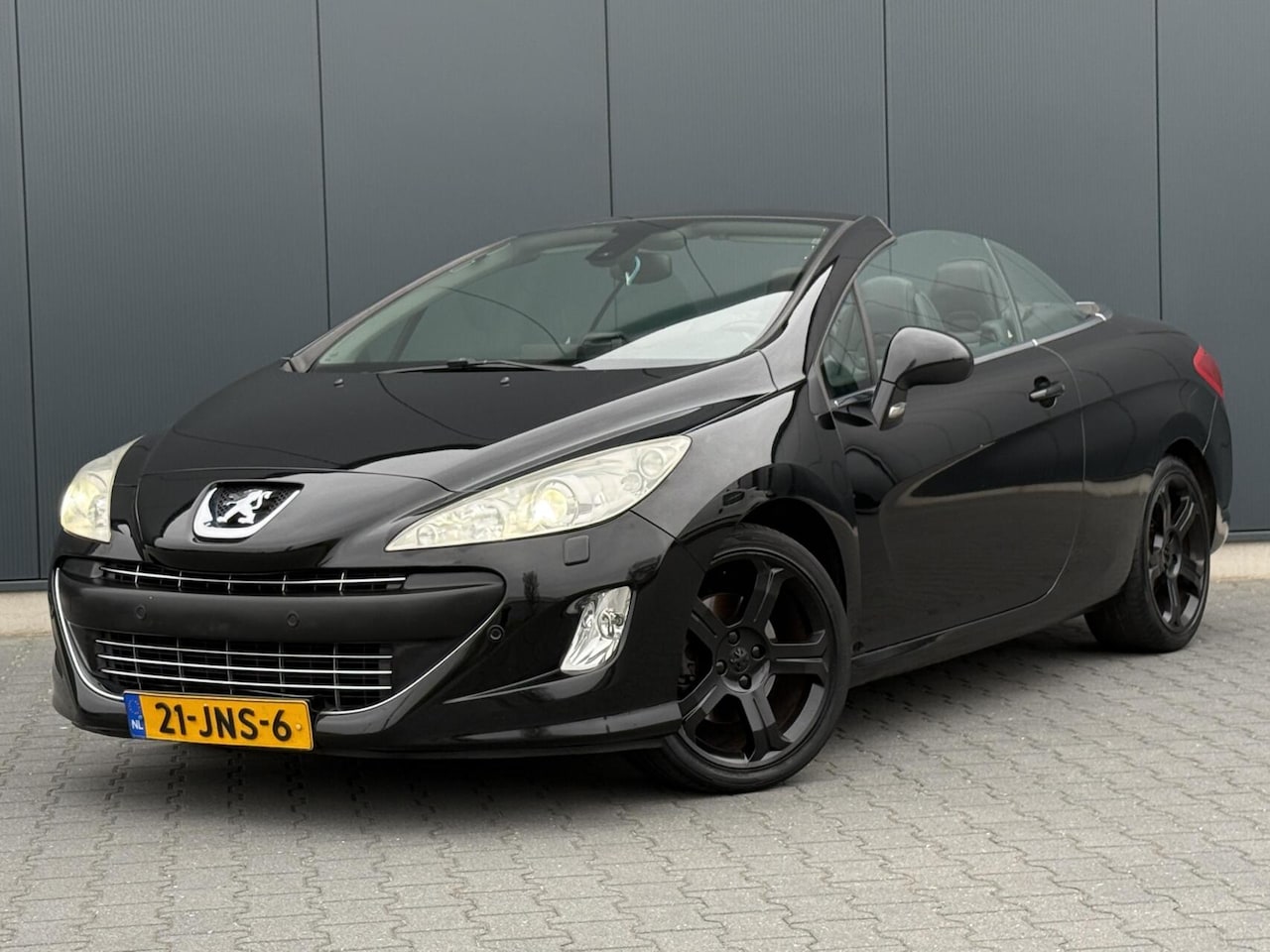 Peugeot 308 CC - 1.6 THP Feline Leder - Xenon - Navi - JBL Audio - Trekhaak - Keurig Onderhouden - AutoWereld.nl