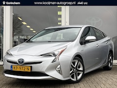 Toyota Prius - 1.8 Business Plus | Navigatie | Stoelverwarming | Achteruitrijcamera | Cruise control adap