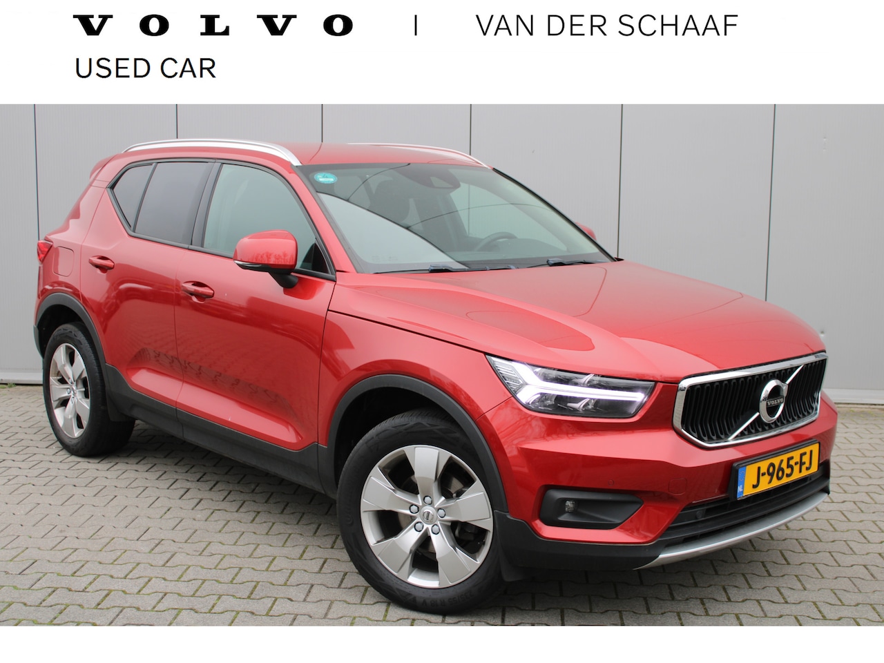 Volvo XC40 - T3 Business Pro | Verwarmbaar Voorruit | Parkeer camera - AutoWereld.nl