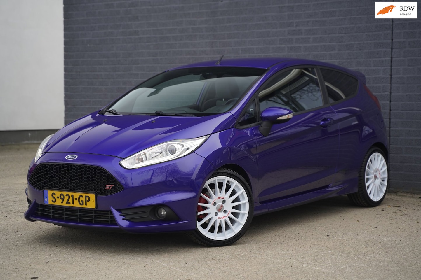 Ford Fiesta - 1.6 ST2 1.6 ST2 203pk, O.Z. 17 inch, Michelin ps5, NAP - AutoWereld.nl