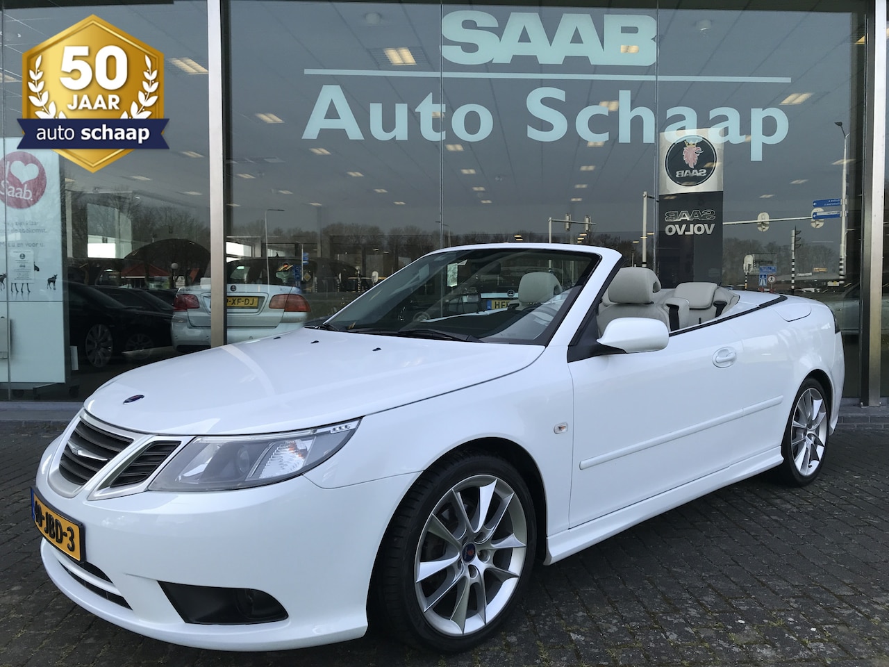 Saab 9-3 Cabrio - 1.8t Vector Automaat | Rijklaar incl garantie | Kap 2024 Origineel Nederlands Dealer onder - AutoWereld.nl
