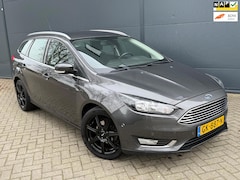 Ford Focus Wagon - 1.0 Titanium/Navi/Airco/cruise/bluetooth/parkeersensoren