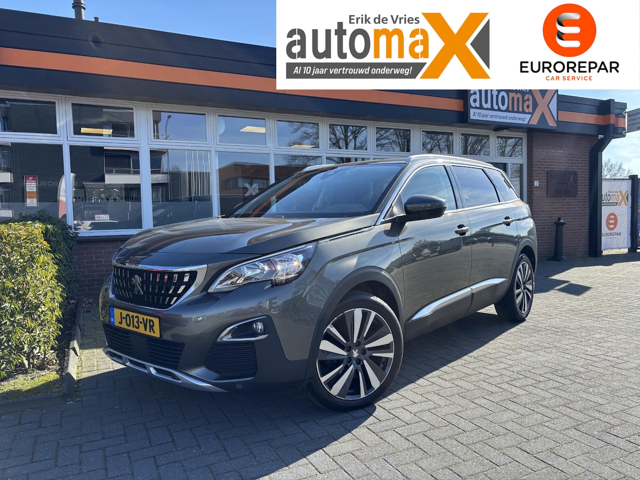 Peugeot 5008 - 1.2 PureTech Blue Lease Premium | 7 persoons!|Trekhaak!| - AutoWereld.nl