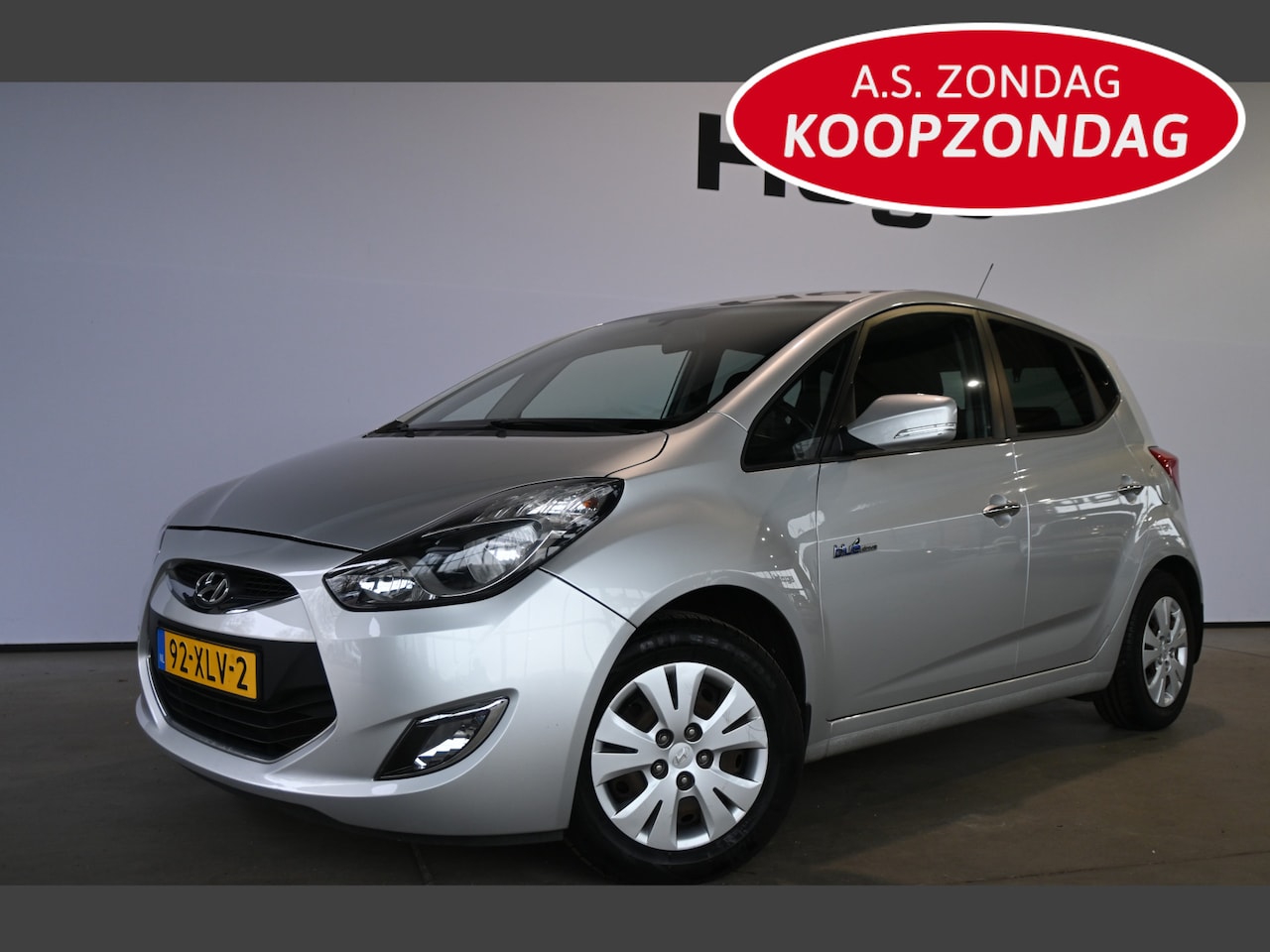 Hyundai ix20 - 1.4i i-Motion Airco Trekhaak Goed Onderhouden! Rijklaarprijs! Inruil Mogelijk! - AutoWereld.nl
