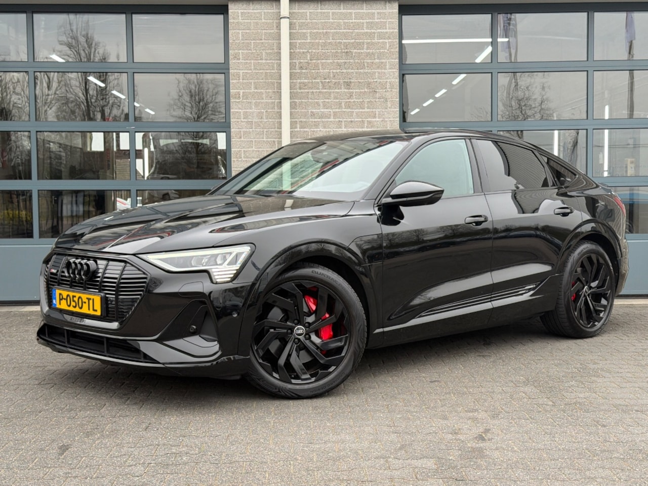 Audi e-tron Sportback - 55 quattro S edition 95 kWh|PANORAMADAK|1E EIGENAAR|RS STOELEN| - AutoWereld.nl