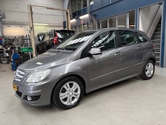Mercedes-Benz B-klasse - B 160 CVT AUTOMAAT | Cruise control | Lm velgen | Pdc V+A | NAP | Rijklaar prijs
