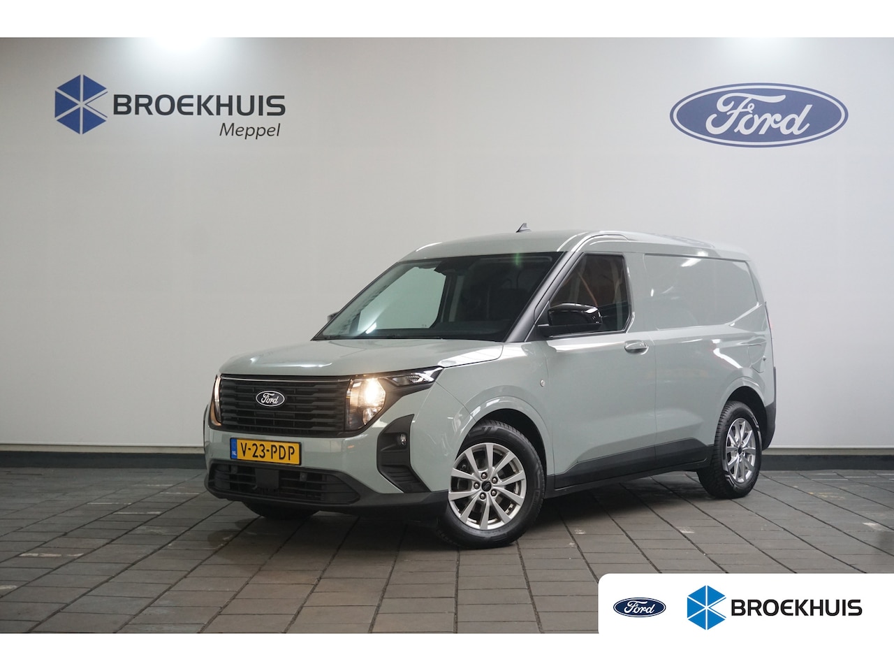 Ford Transit Courier - 1.5 EcoBlue Limited | Achteruitrijcamera | Lichtmetalen velgen 10-spaaks 16" | Parkeersens - AutoWereld.nl
